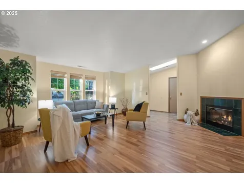 16215 NE 13th Street Vancouver WA 98684