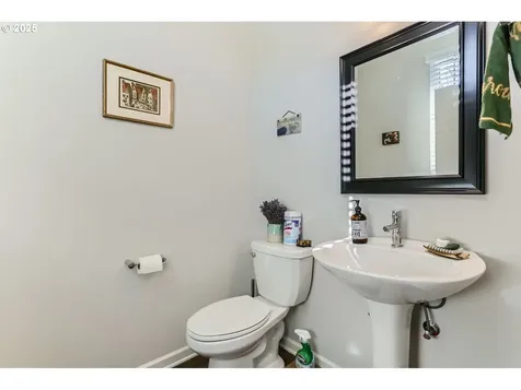 8003 SE Engelmann Street Hillsboro OR 97123