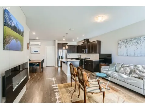 8003 SE Engelmann Street Hillsboro OR 97123