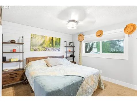 748 SW Willowbrook Avenue Gresham OR 97080