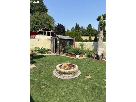 748 SW Willowbrook Avenue Gresham OR 97080