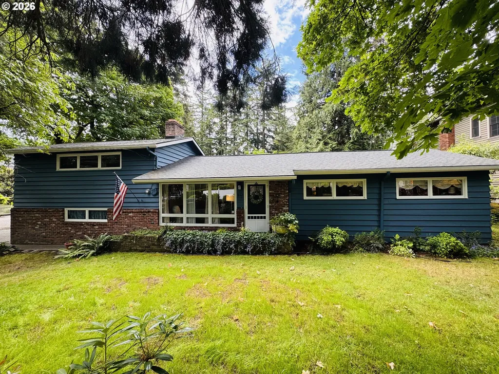 3112 Upper Drive Lake Oswego OR 97035