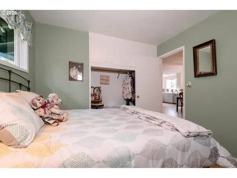3112 Upper Drive Lake Oswego OR 97035