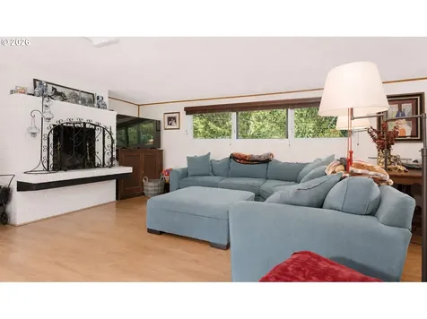 3112 Upper Drive Lake Oswego OR 97035