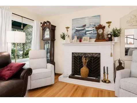 3112 Upper Drive Lake Oswego OR 97035