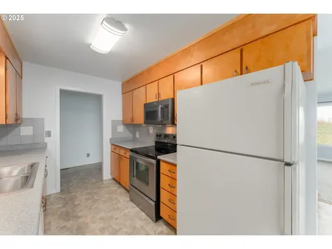 411 Woodland Drive Winston OR 97496