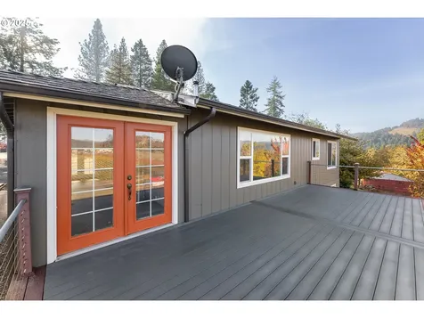 411 Woodland Drive Winston OR 97496