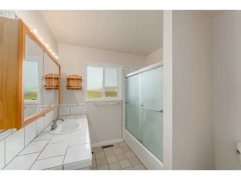 411 Woodland Drive Winston OR 97496