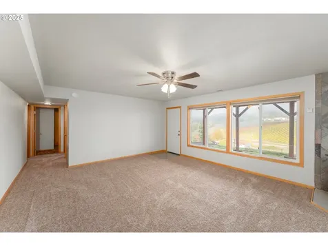 411 Woodland Drive Winston OR 97496