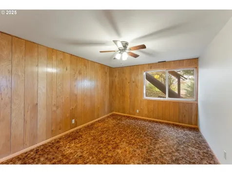 411 Woodland Drive Winston OR 97496