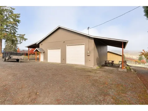 411 Woodland Drive Winston OR 97496