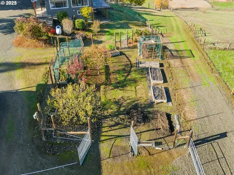 411 Woodland Drive Winston OR 97496