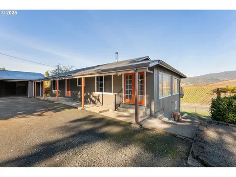 411 Woodland Drive Winston OR 97496