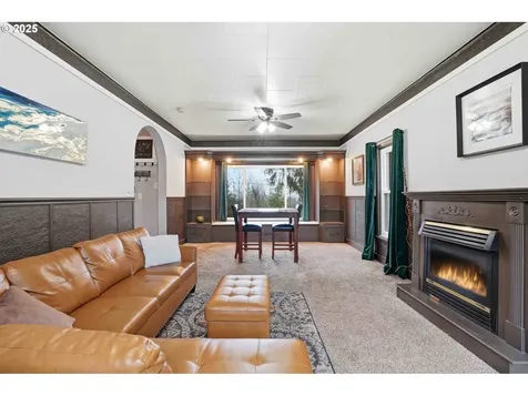 820 Barclay Hills Drive Oregon City OR 97045