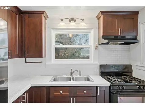 820 Barclay Hills Drive Oregon City OR 97045