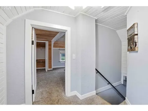 820 Barclay Hills Drive Oregon City OR 97045