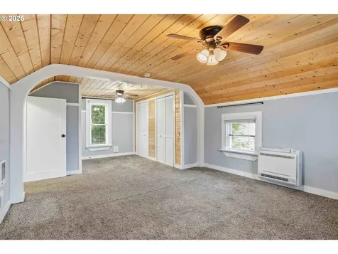 820 Barclay Hills Drive Oregon City OR 97045