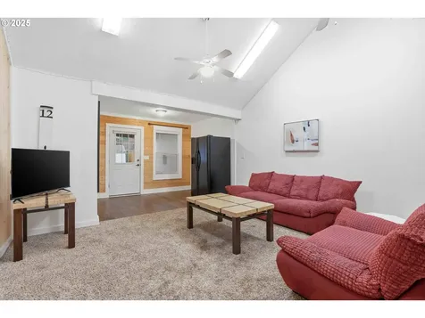 820 Barclay Hills Drive Oregon City OR 97045