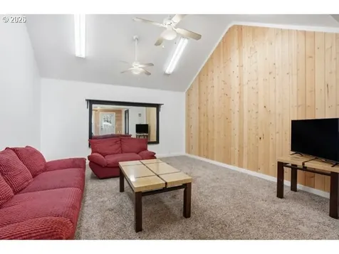 820 Barclay Hills Drive Oregon City OR 97045