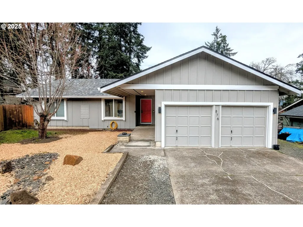 876 S 69th Place Springfield OR 97478
