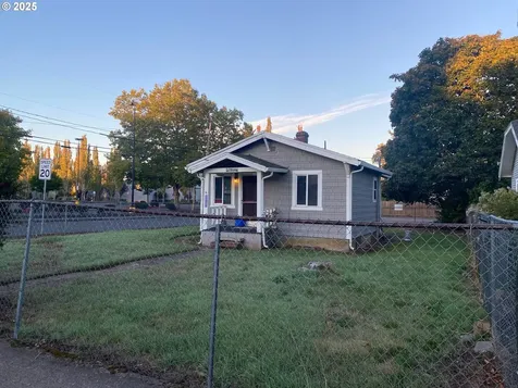 3727 SE 86th Avenue Portland OR 97266
