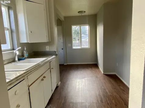 3727 SE 86th Avenue Portland OR 97266