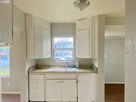 3727 SE 86th Avenue Portland OR 97266