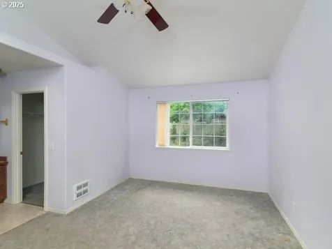 932 Seagate Avenue Coos Bay OR 97420