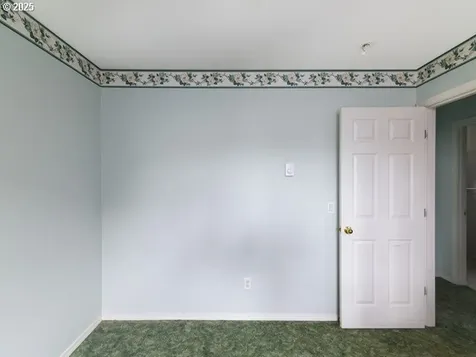 932 Seagate Avenue Coos Bay OR 97420
