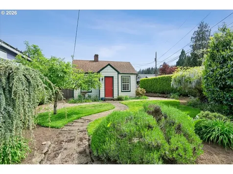 119 Wesley (605 Miller) Street Silverton OR 97381