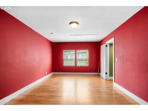 119 Wesley (605 Miller) Street Silverton OR 97381
