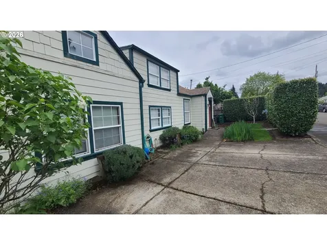 119 Wesley (605 Miller) Street Silverton OR 97381