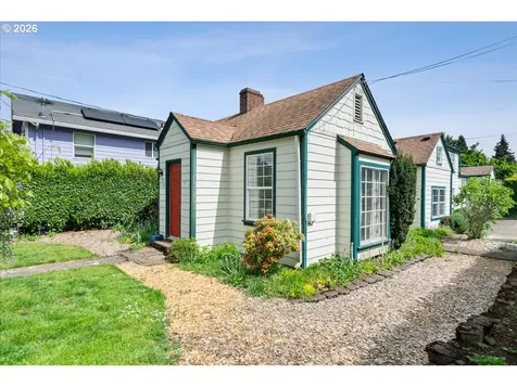 119 Wesley (605 Miller) Street Silverton OR 97381