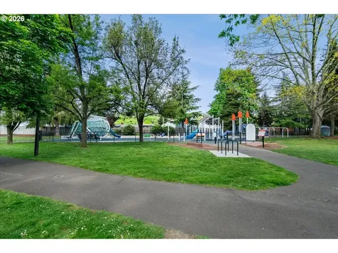 119 Wesley (605 Miller) Street Silverton OR 97381