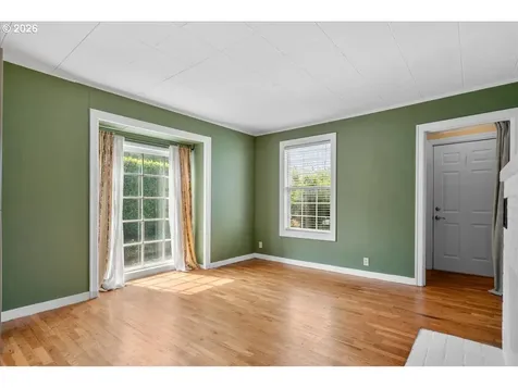 119 Wesley (605 Miller) Street Silverton OR 97381