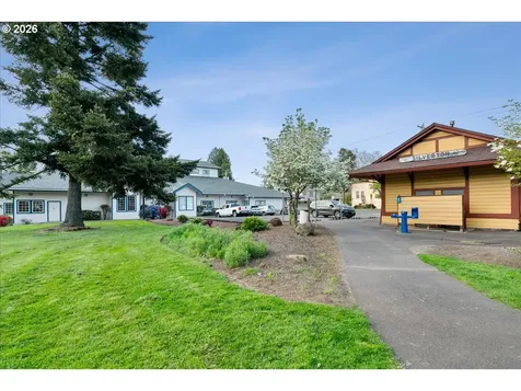 119 Wesley (605 Miller) Street Silverton OR 97381