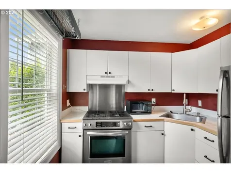 119 Wesley (605 Miller) Street Silverton OR 97381