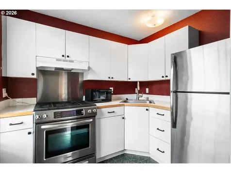 119 Wesley (605 Miller) Street Silverton OR 97381