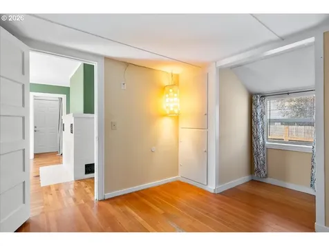 119 Wesley (605 Miller) Street Silverton OR 97381