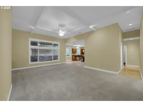 3085 Summit Sky Boulevard Eugene OR 97405