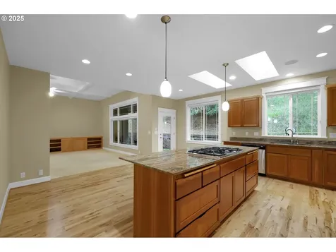 3085 Summit Sky Boulevard Eugene OR 97405