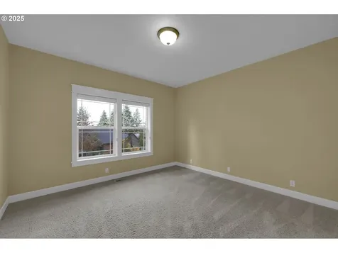 3085 Summit Sky Boulevard Eugene OR 97405