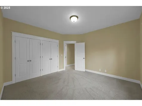 3085 Summit Sky Boulevard Eugene OR 97405
