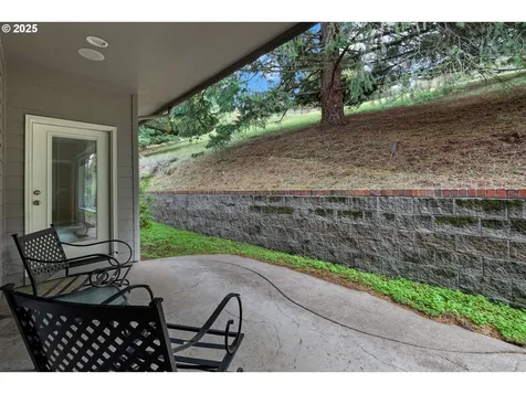 3085 Summit Sky Boulevard Eugene OR 97405