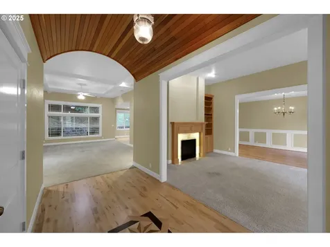 3085 Summit Sky Boulevard Eugene OR 97405