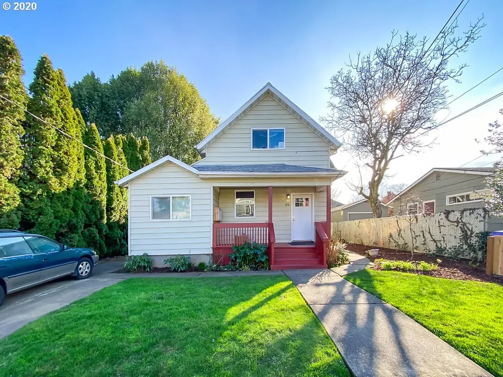 1414 SE Lambert Street Portland OR 97202