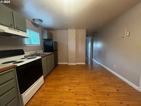 1414 SE Lambert Street Portland OR 97202