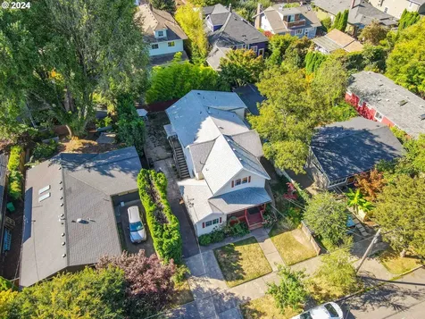 1414 SE Lambert Street Portland OR 97202