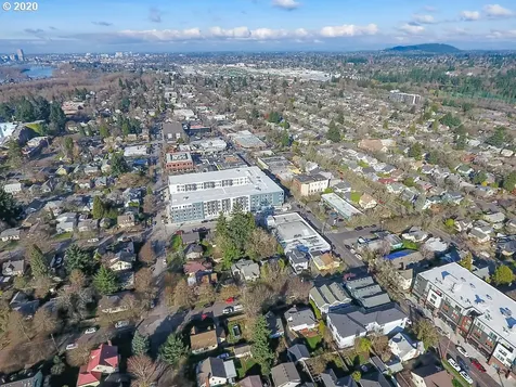 1414 SE Lambert Street Portland OR 97202
