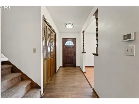 18735 NE Wasco Court Portland OR 97230